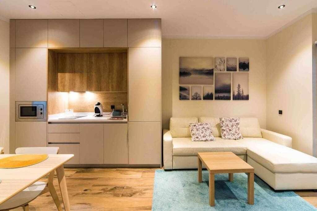 Seville Luxury Downtown Suite Exteriör bild