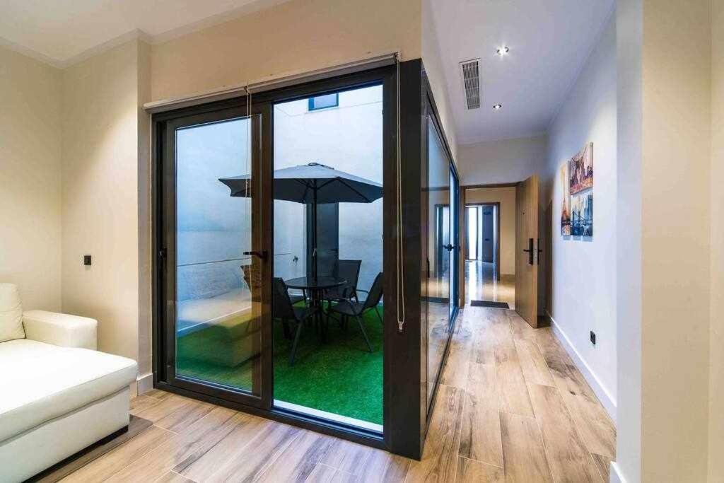 Seville Luxury Downtown Suite Exteriör bild